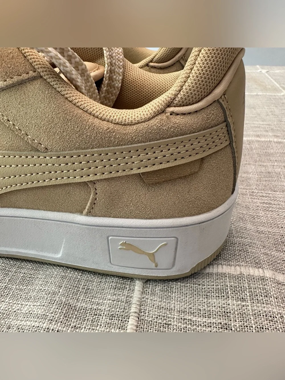 Puma Carina Street Platform Sneakers Women 9 Beige Thick‎ Lace Streetwear
